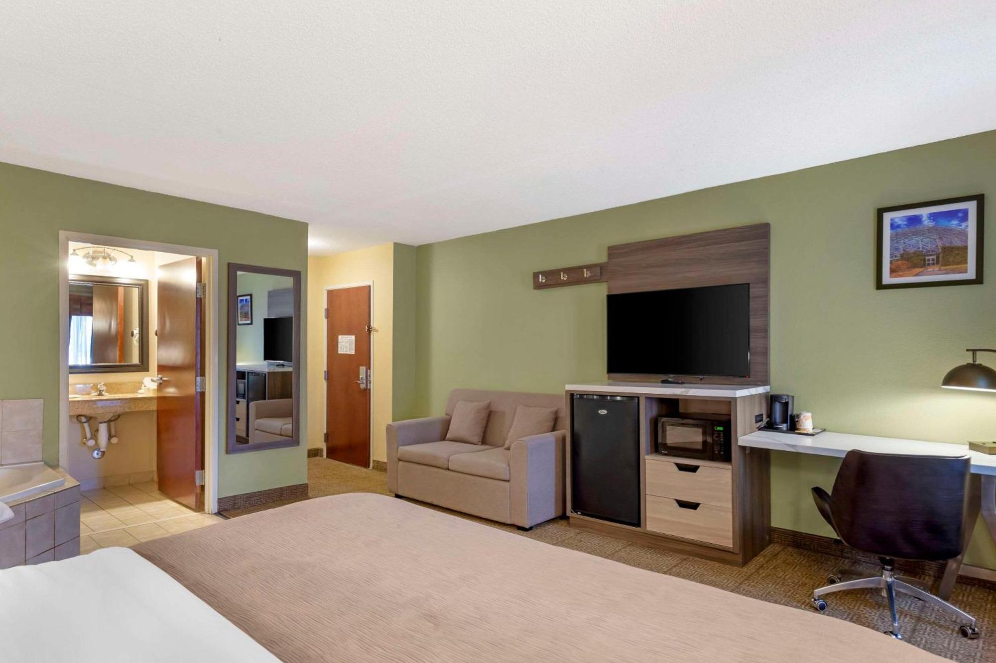 Quality Inn Raleigh Downtown Extérieur photo